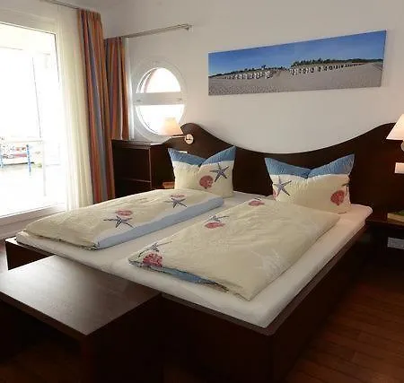 بيت للعطل Ruegen Wiek auf Rügen